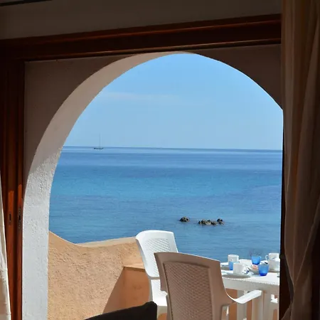 Sea & Costa Smeralda 아파트 *